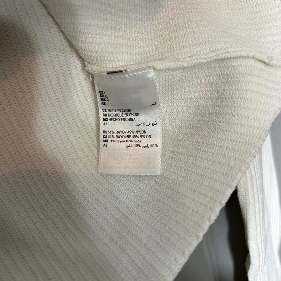 And Now This Ribbed Knit Top Square Neck Long Sleeve Cropped White Size L NWT - Picture 6 of 6